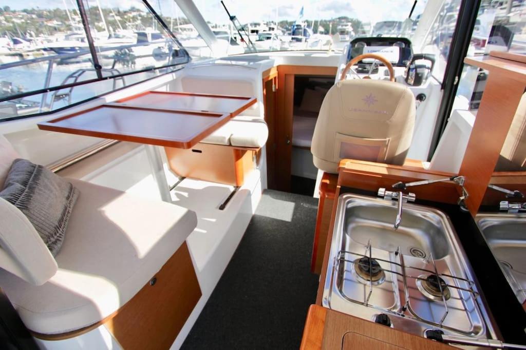 Sejour Sur Bateau De Plaisance Hotel มองเดอลิเยอลานาปูล ภายนอก รูปภาพ